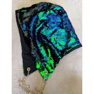 Sequin hood